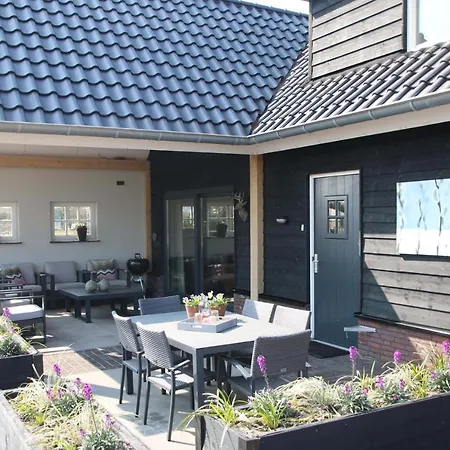 Vrijstaand Weideblik *